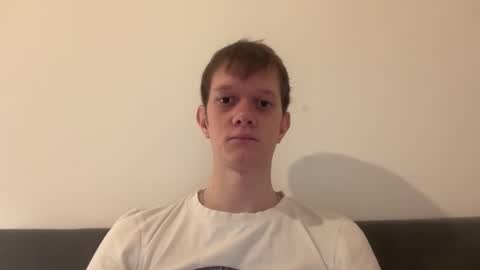 Snapshot of cube93 chatting on October 2025 10:04:02 PM cube93 online show from October 2025 10:04:02 PM