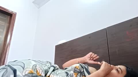 Snapshot of cuddlemuffins_3110 chatting on March 2026 03:12:02 AM cuddlemuffins online show from March 2026 03:12:02 AM