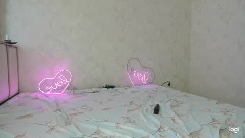 cuddlies2 online show from December 2024 04:33:02 AM