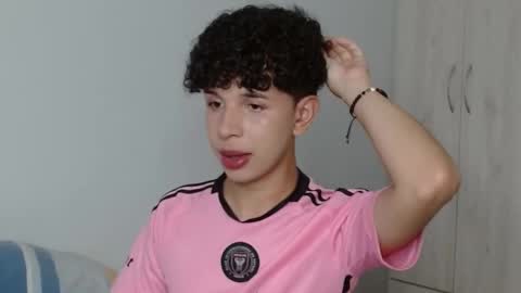 Cuddly online show from February 2025 10:43:02 PM