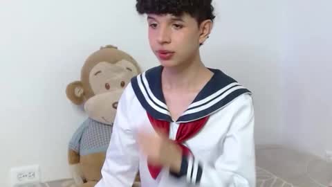 Cuddly online show from September 2025 06:13:01 AM