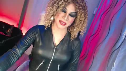 Snapshot of cum_4youbaby chatting on April 2026 04:01:01 PM CUMMELA SLUTI online show from April 2026 04:01:01 PM