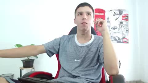 cumandres online show from November 2025 01:51:01 PM