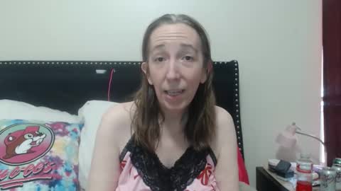 Snapshot of cuminbeth chatting on May 2026 08:37:01 PM CumInBeth online show from May 2026 08:37:01 PM