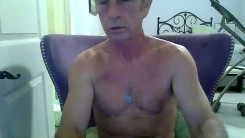 Snapshot of cumngetit910 chatting on June 2026 06:52:01 PM cumngetit910 online show from June 2026 06:52:01 PM