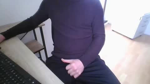 Snapshot of cumrocco009 chatting on February 2025 10:21:02 AM cumrocco online show from February 2025 10:21:02 AM