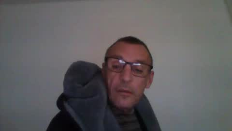 Snapshot of cumseeme002 chatting on February 2026 10:34:02 AM Alan online show from February 2026 10:34:02 AM