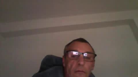 Snapshot of cumseeme002 chatting on March 2026 05:26:01 PM Alan online show from March 2026 05:26:01 PM
