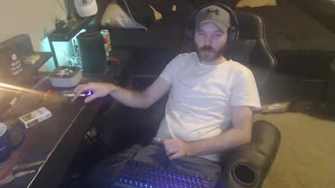 Snapshot of cumslinger2003 chatting on December 2024 06:30:02 AM cumslinger2003 online show from December 2024 06:30:02 AM