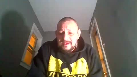 Snapshot of cuntreeboy68 chatting on December 2024 04:53:02 AM Bash online show from December 2024 04:53:02 AM