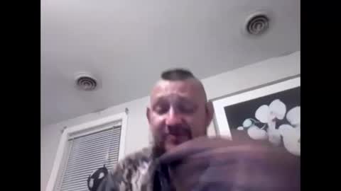 Snapshot of cuntreeboy68 chatting on November 2025 02:25:01 AM Bash online show from November 2025 02:25:01 AM