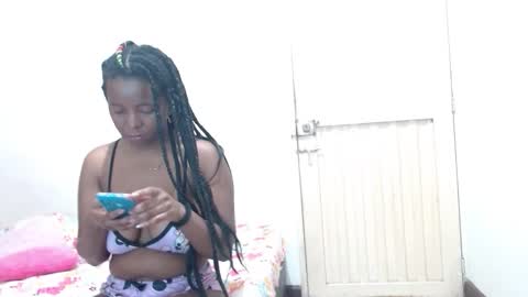 dominic and julieta... independent models online show from September 2025 11:34:01 AM