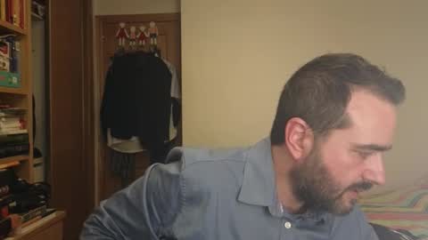 Snapshot of curiosillo1983 chatting on October 2025 05:52:01 PM curiosillo1983 online show from October 2025 05:52:01 PM