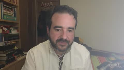 curiosillo1983 online show from December 2025 08:38:02 PM