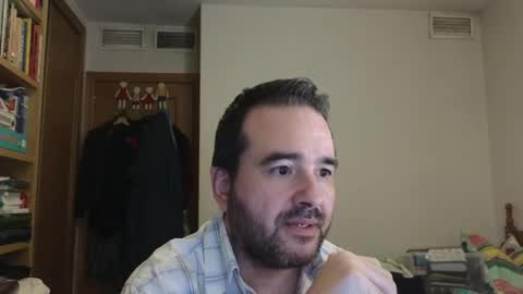 Snapshot of curiosillo1983 chatting on May 2026 06:06:01 PM curiosillo1983 online show from May 2026 06:06:01 PM