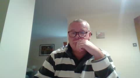 Snapshot of curiousax77 chatting on December 2024 01:22:02 PM curiousax77 online show from December 2024 01:22:02 PM