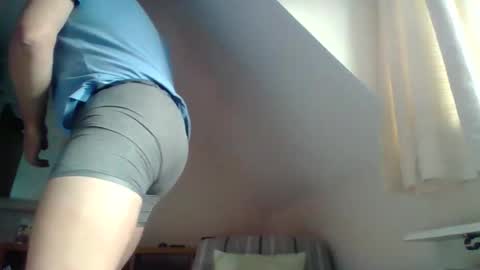 Snapshot of curiousax77 chatting on December 2025 01:16:02 PM curiousax77 online show from December 2025 01:16:02 PM