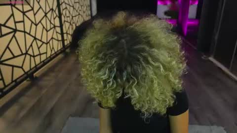 Snapshot of curlyanto chatting on July 2026 01:45:02 AM Antonia online show from July 2026 01:45:02 AM