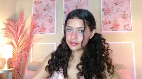 Snapshot of curlydani chatting on September 2025 07:08:02 PM DANI online show from September 2025 07:08:02 PM