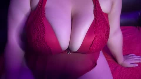 Snapshot of curlykaii55 chatting on February 2025 06:17:02 AM Kay online show from February 2025 06:17:02 AM