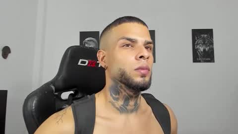 curtis_blake online show from January 2026 05:33:01 AM