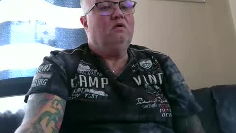 curtus14 online show from November 2025 09:52:02 AM