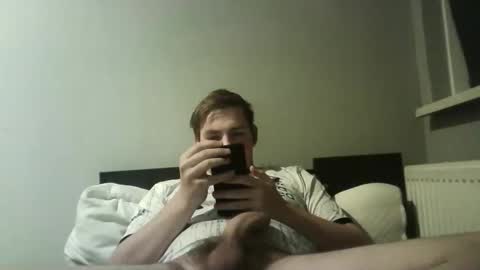 Snapshot of curty120 chatting on November 2025 04:20:01 PM curty120 online show from November 2025 04:20:01 PM