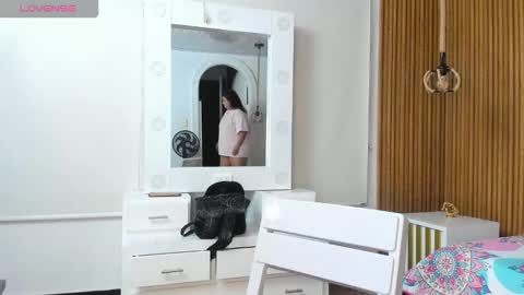  Hanna  online show from October 2025 11:01:01 AM