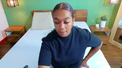 Danna online show from February 2025 01:53:02 PM