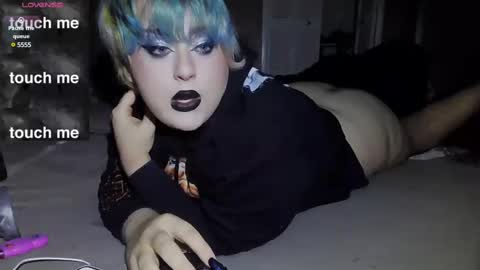 Curvygothfemboy online show from February 2025 07:02:01 AM
