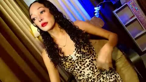 BBY CURLYHANNA online show from November 2025 02:23:01 PM