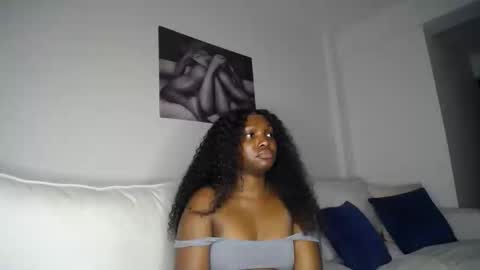 Liya online show from November 2025 07:27:01 PM