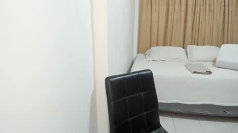 Snapshot of cute_brunett chatting on January 2025 03:02:02 AM Sara online show from January 2025 03:02:02 AM