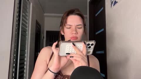 cute_bubbles online show from December 2025 07:03:01 AM