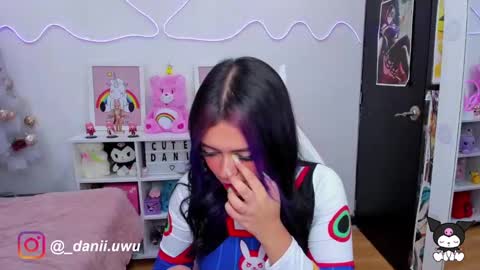 Snapshot of cute_dani__ chatting on December 2024 09:51:01 AM Dani online show from December 2024 09:51:01 AM