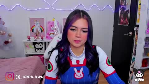 Snapshot of cute_dani__ chatting on December 2024 12:58:01 PM Dani online show from December 2024 12:58:01 PM