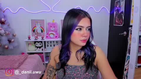 Snapshot of cute_dani__ chatting on December 2024 09:28:02 AM Dani online show from December 2024 09:28:02 AM