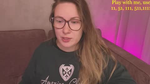 Snapshot of cute_darina chatting on December 2025 05:27:02 AM Everyday stream in the same time online show from December 2025 05:27:02 AM