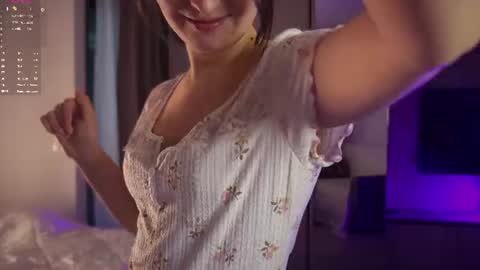 Snapshot of cute_emiliya chatting on July 2026 12:46:02 AM Emily online show from July 2026 12:46:02 AM