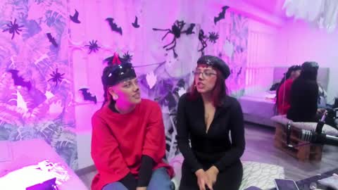 Sofa  online show from October 2025 03:46:02 PM