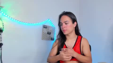 Cute horny1 online show from March 2025 05:09:01 AM