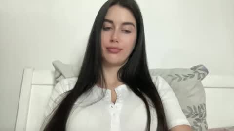 cute_kriss94 online show from May 2026 07:55:02 PM