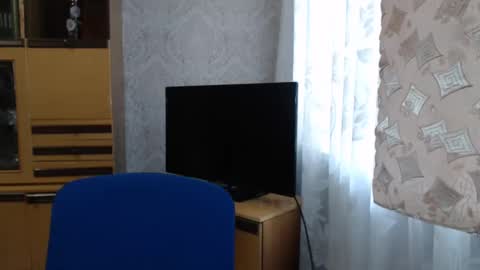 cute_lion_ online show from February 2025 08:33:02 AM