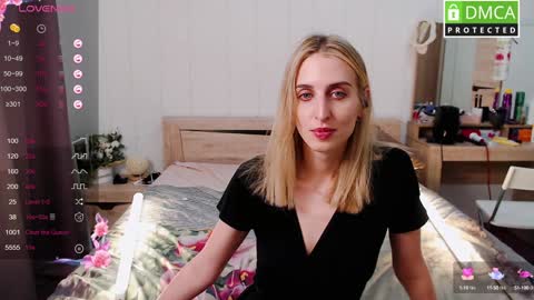 Snapshot of cute_milana chatting on December 2024 03:33:02 PM Milana online show from December 2024 03:33:02 PM