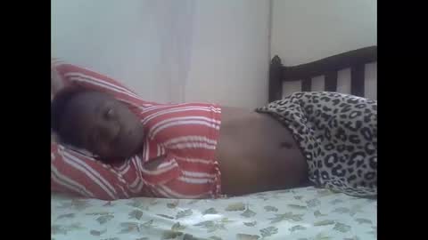 cute_savanna online show from October 2025 05:05:01 AM