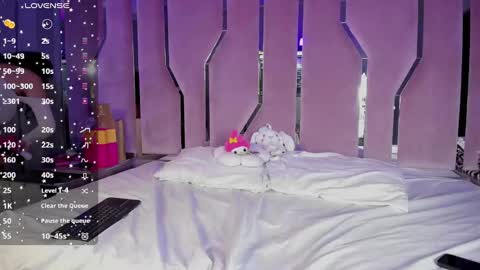 SOLEI online show from December 2024 10:23:01 PM