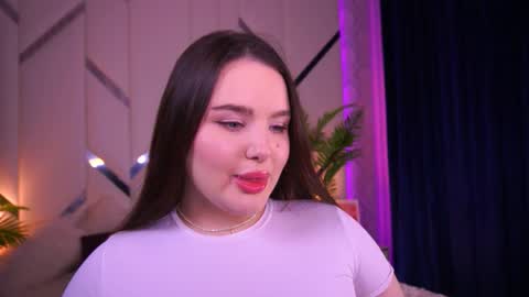 Amber online show from September 2025 12:54:02 AM