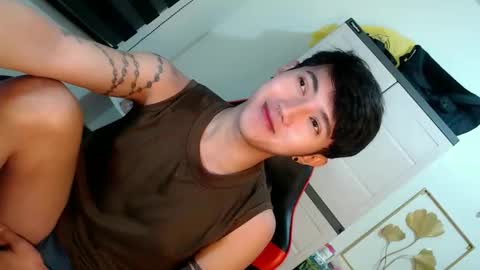 Snapshot of cuteasiancock98 chatting on April 2026 10:51:02 PM Steph online show from April 2026 10:51:02 PM