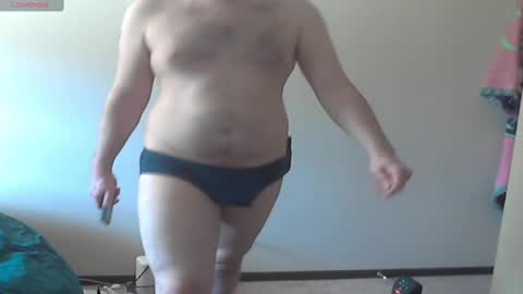 Snapshot of cuteboyexplosion chatting on March 2025 06:00:02 PM Leroy online show from March 2025 06:00:02 PM