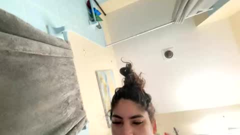 loveolots online show from February 2026 02:31:02 PM